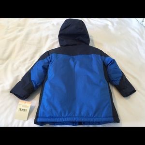 OshKosh B'gosh Jackets & Coats - NWT Toddler Boy Oshkosh winter coat - 2T OshKosh B'gosh Jackets & Coats - NWT Toddler Boy Oshkosh winter coat - 2T